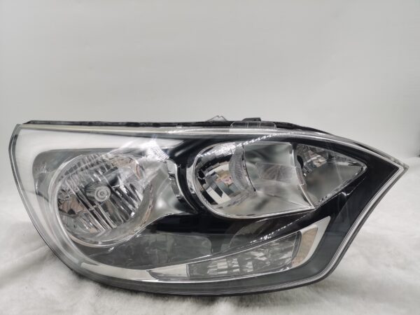 KIA RIO 2012-2017 HALOGEN R.H.S HEADLIGHT ASSEMBLY