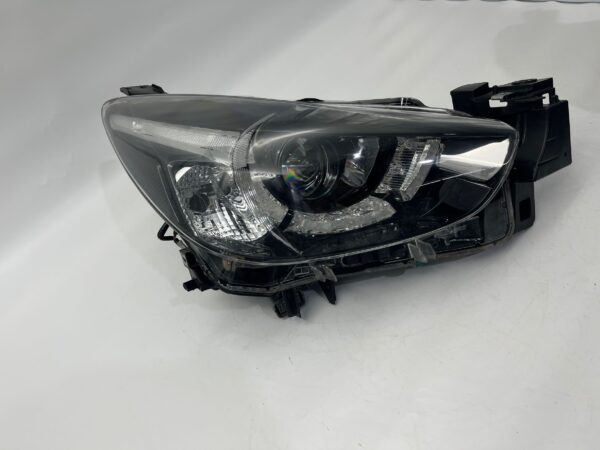 Mazda 2 2015-2019 R.H.S HEADLIGHT ASSEMBLY