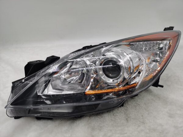 MAZDA 3 2010-2013 HALOGEN L.H.S HEADLIGHT ASSEMBLY