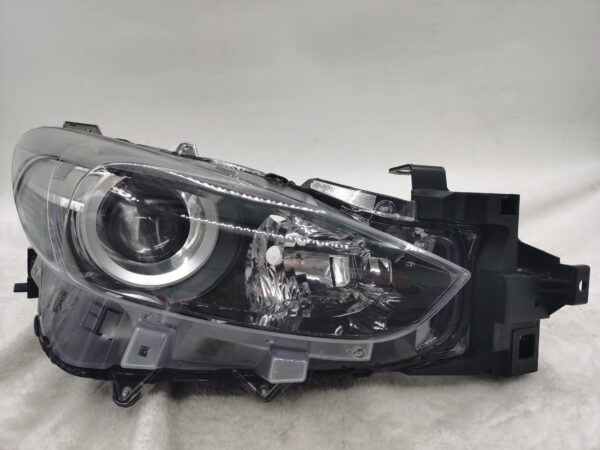 MAZDA 3 2017-2018 HALOGEN R.H.S HEADLIGHT ASSEMBLY