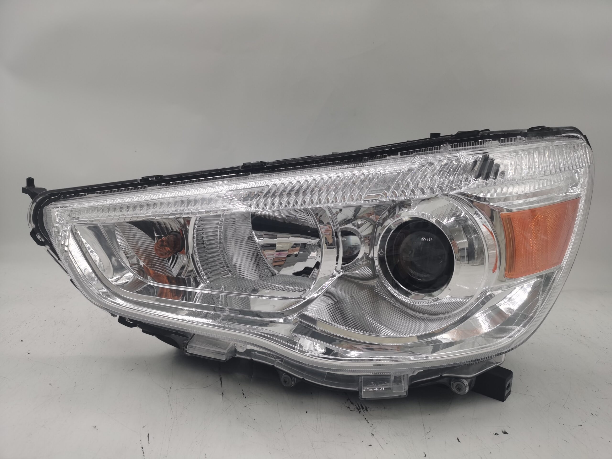 MITSUBISHI ASX 2010-2018 HALOGEN L.H.S HEADLIGHT ASSEMBLY