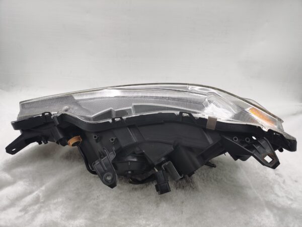 MITSUBISHI LANCER 2008-2018 HALOGEN R.H.S HEADLIGHT ASSEMBLY