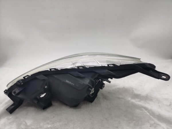 MITSUBISHI MIRAGE 2012-2019 HALOGEN R.H.S HEADLIGHT ASSEMBLY