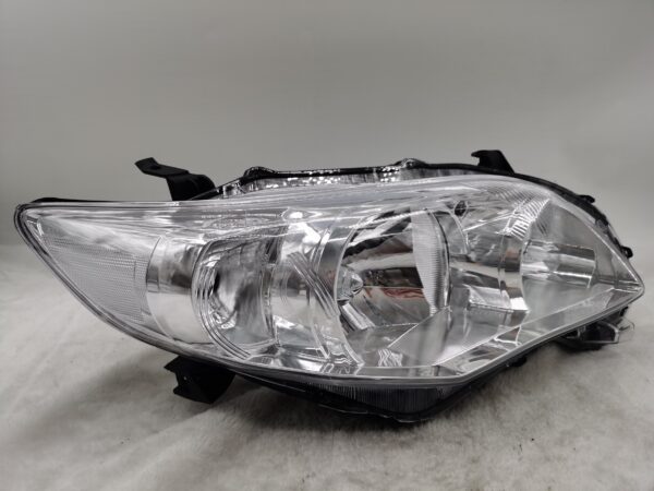 TOYOTA COROLLA E150 2011-2013 HALOGEN R.H.S HEADLIGHT ASSEMBLY