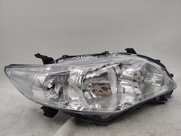 TOYOTA COROLLA E150 2011-2013 HALOGEN R.H.S HEADLIGHT ASSEMBLY