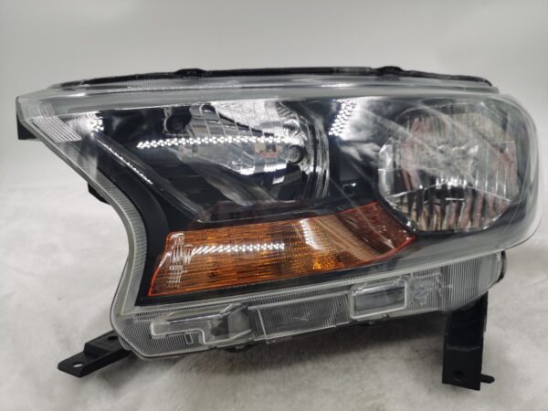 FORD EVEREST RANGER 2015-2019 HALOGEN L.H.S HEADLIGHT ASSEMBLY