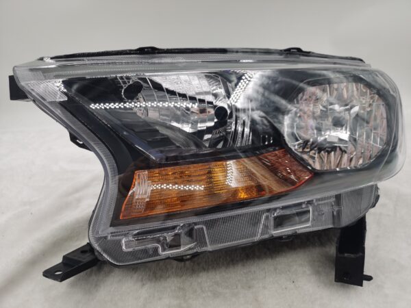 FORD EVEREST RANGER 2015-2019 HALOGEN L.H.S HEADLIGHT ASSEMBLY