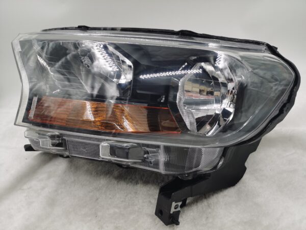 FORD EVEREST RANGER 2015-2019 HALOGEN L.H.S HEADLIGHT ASSEMBLY