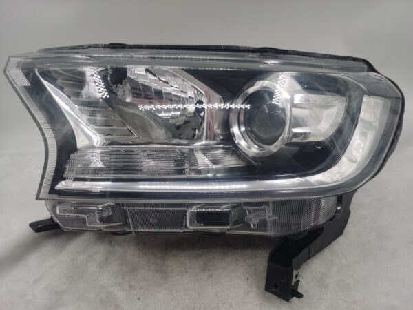 FORD EVEREST RANGER 2015-2019 LENS HALOGEN L.H.S HEADLIGHT ASSEMBLY