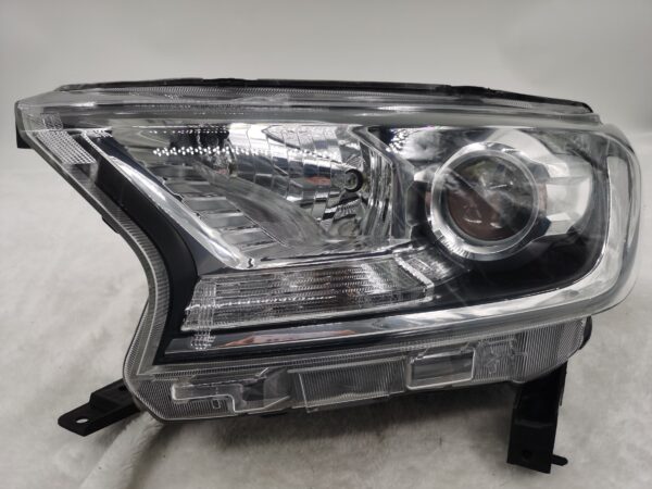 FORD EVEREST RANGER 2015-2019 LENS HALOGEN L.H.S HEADLIGHT ASSEMBLY