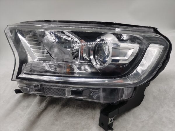 FORD EVEREST RANGER 2015-2019 LENS HALOGEN L.H.S HEADLIGHT ASSEMBLY