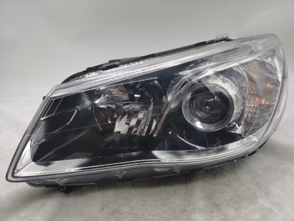 HOLDEN COMMODORE VF SV6 2013-2017 LENS HALOGEN L.H.S HEADLIGHT ASSEMBLY