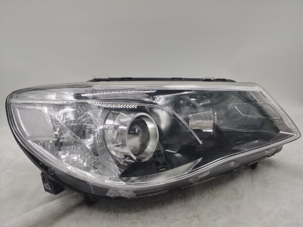 HOLDEN COMMODORE VF SV6 2013-2017 LENS HALOGEN R.H.S HEADLIGHT ASSEMBLY