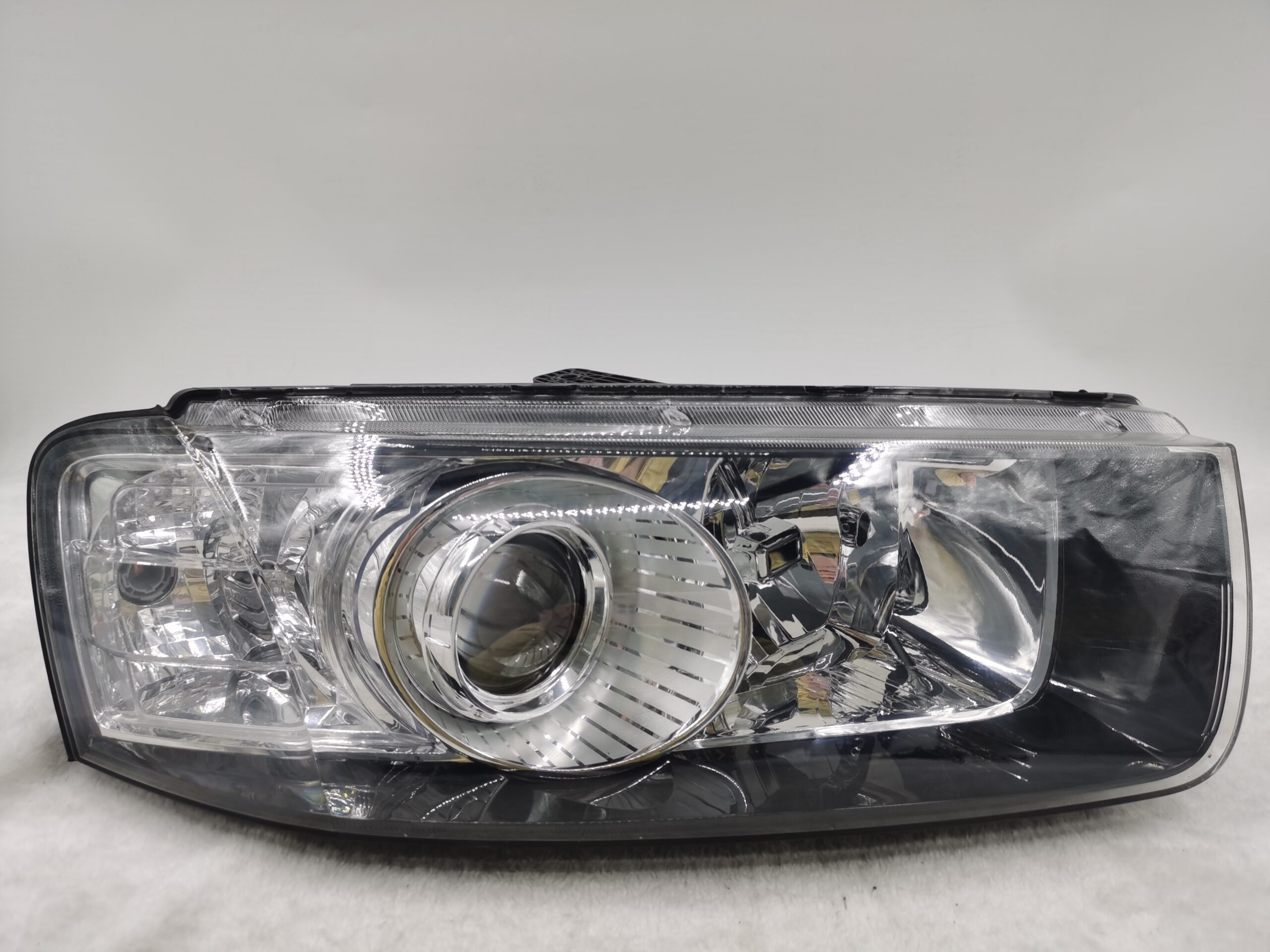 HOLDEN CAPTIVA 7 2011-2015 HALOGEN R.H.S HEADLIGHT ASSEMBLY