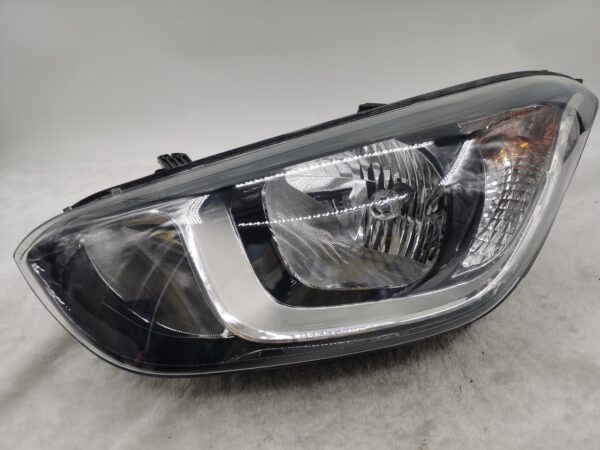 HYUNDAI I20 2012-2014 HALOGEN L.H.S HEADLIGHT ASSEMBLY