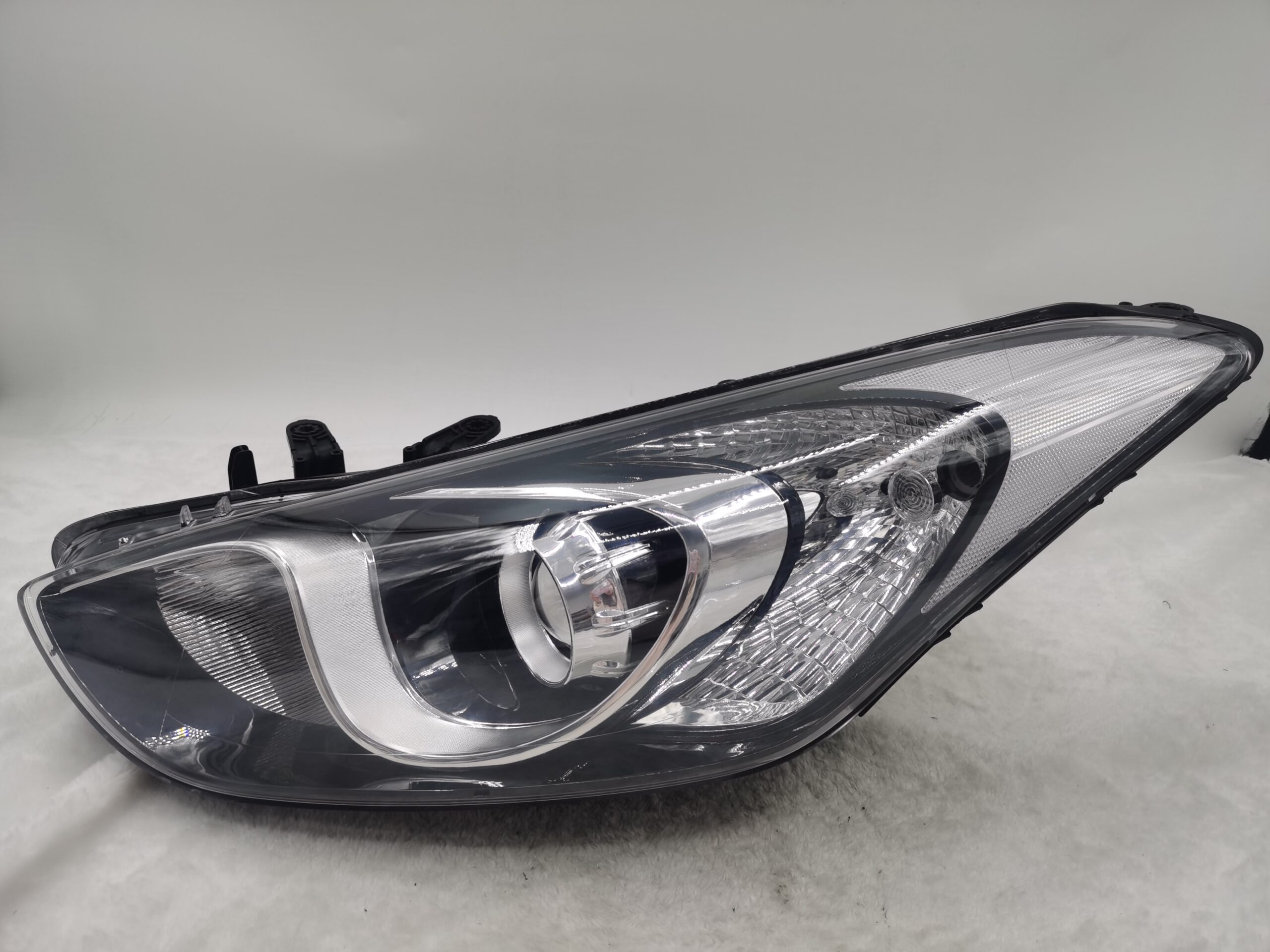 HYUNDAI I30 GD 2012-2016 HALOGEN L.H.S HEADLIGHT ASSEMBLY