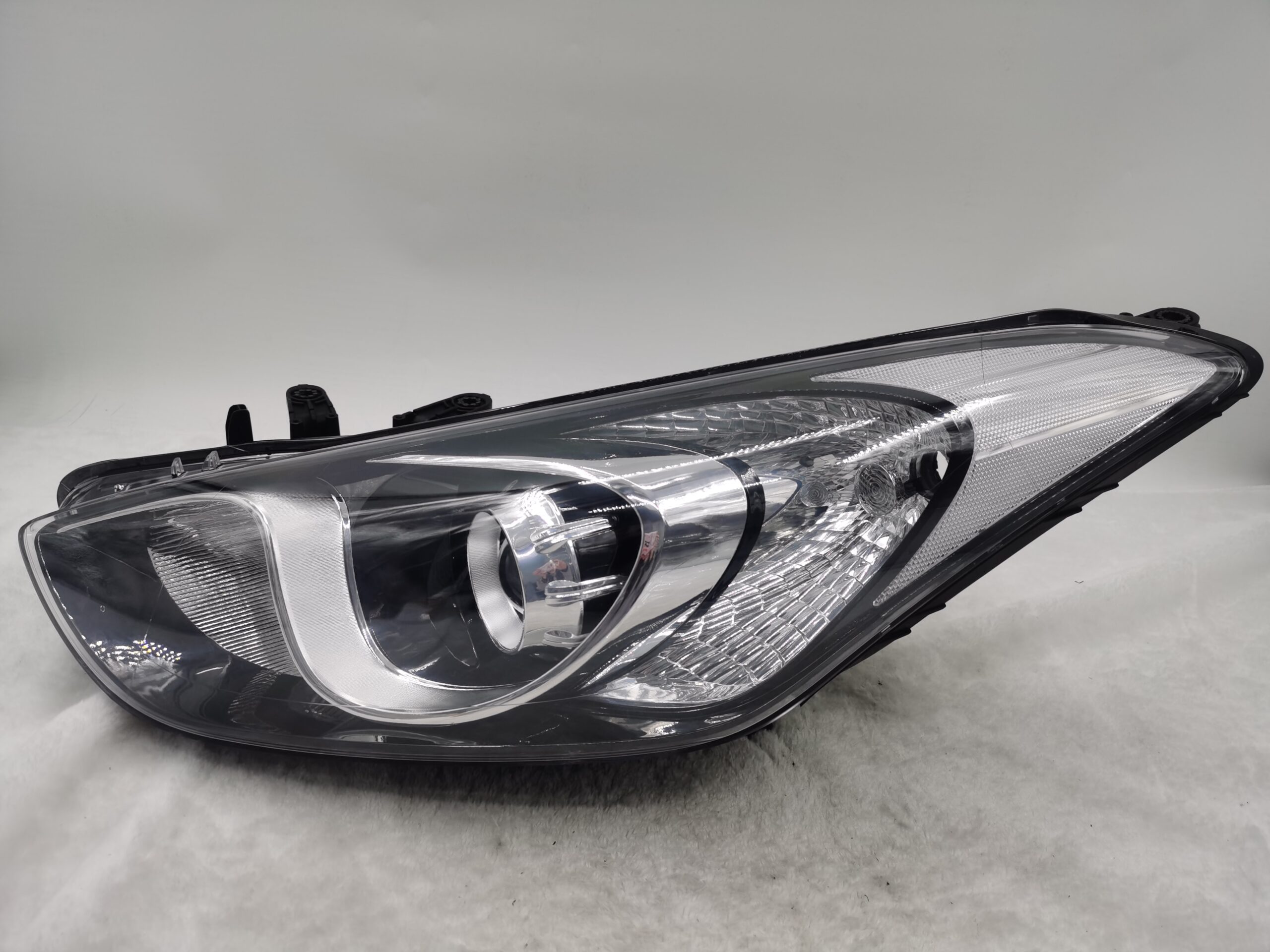 HYUNDAI I30 GD 2012-2016 HALOGEN L.H.S HEADLIGHT ASSEMBLY