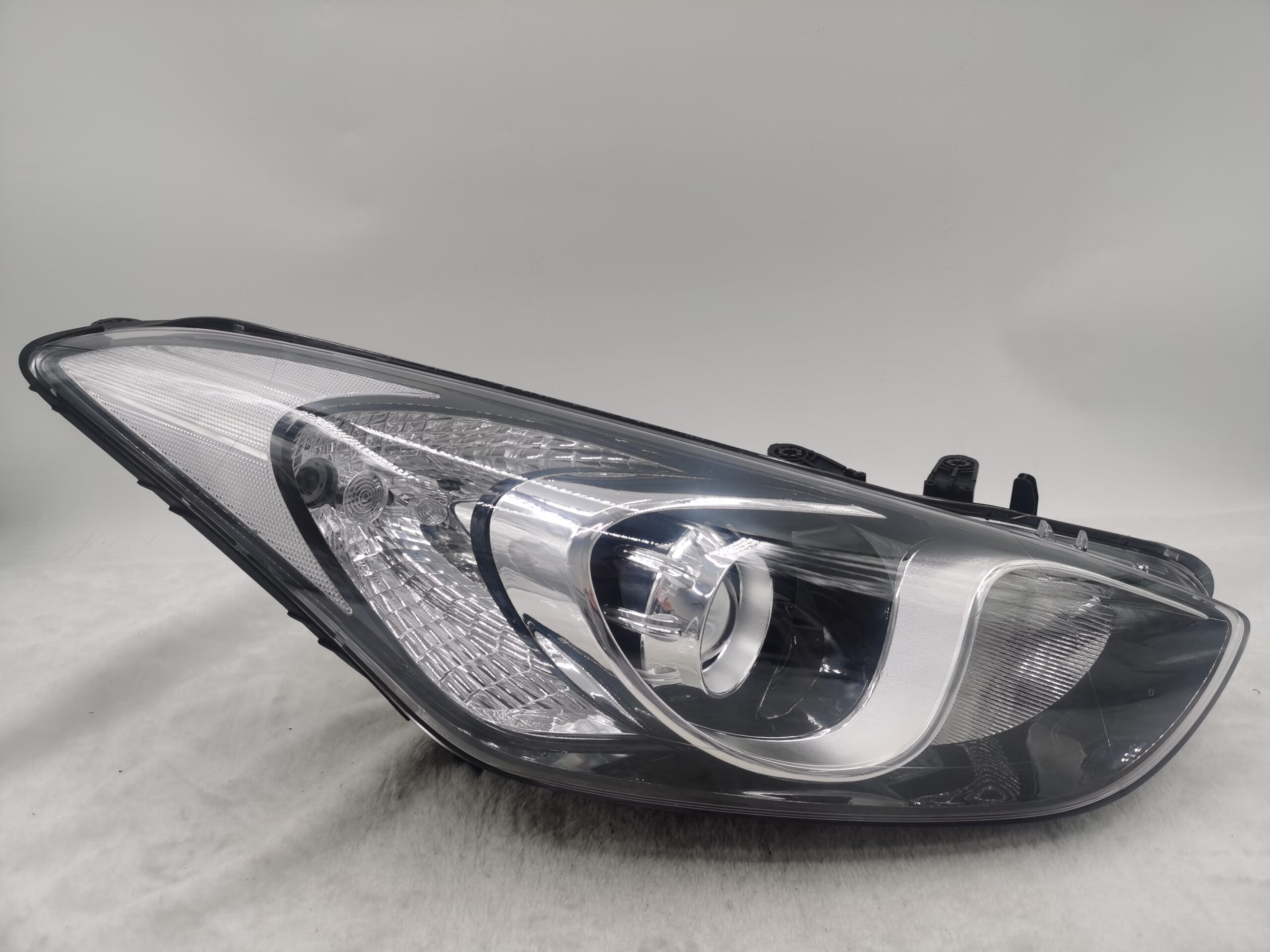 HYUNDAI I30 GD 2012-2016 HALOGEN R.H.S HEADLIGHT ASSEMBLY