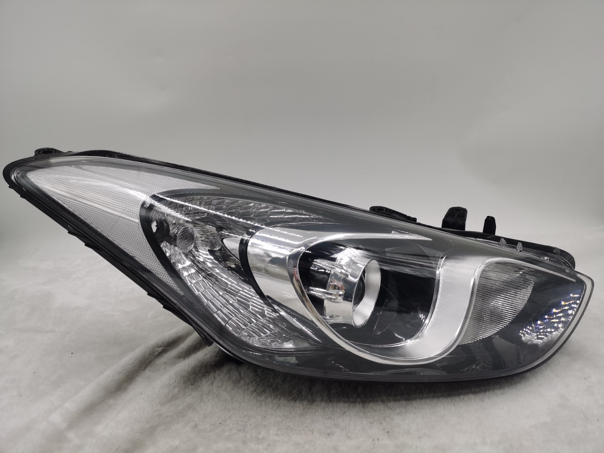 HYUNDAI I30 GD 2012-2016 HALOGEN R.H.S HEADLIGHT ASSEMBLY