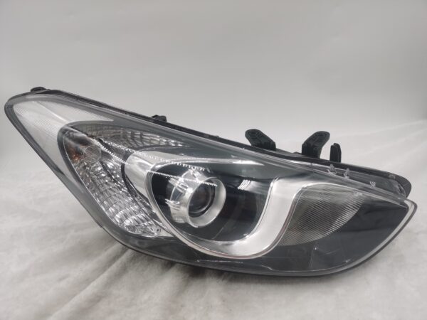 HYUNDAI I30 GD 2012-2016 XENON R.H.S HEADLIGHT ASSEMBLY