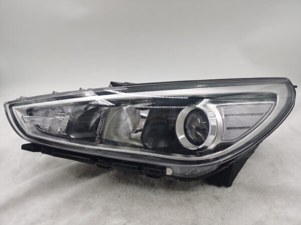 HYUNDAI I30 GO 2017-2019 HALOGEN L.H.S HEADLIGHT ASSEMBLY