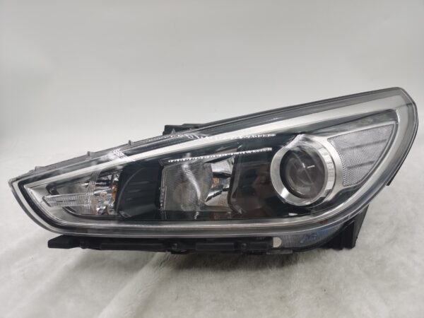 HYUNDAI I30 GO 2017-2019 HALOGEN L.H.S HEADLIGHT ASSEMBLY