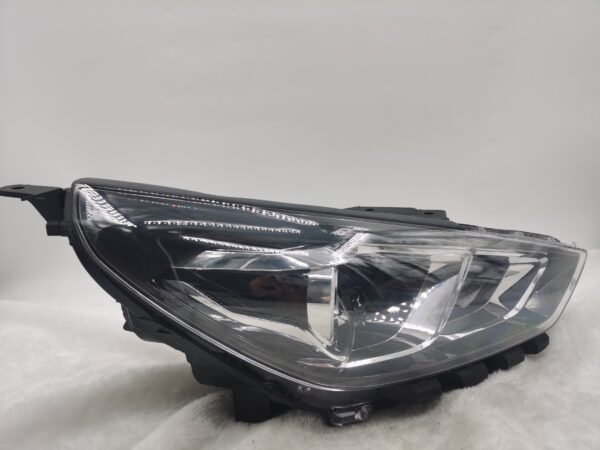 HYUNDAI I30 HATCH 2020-2023 HALOGEN R.H.S HEADLIGHT ASSEMBLY