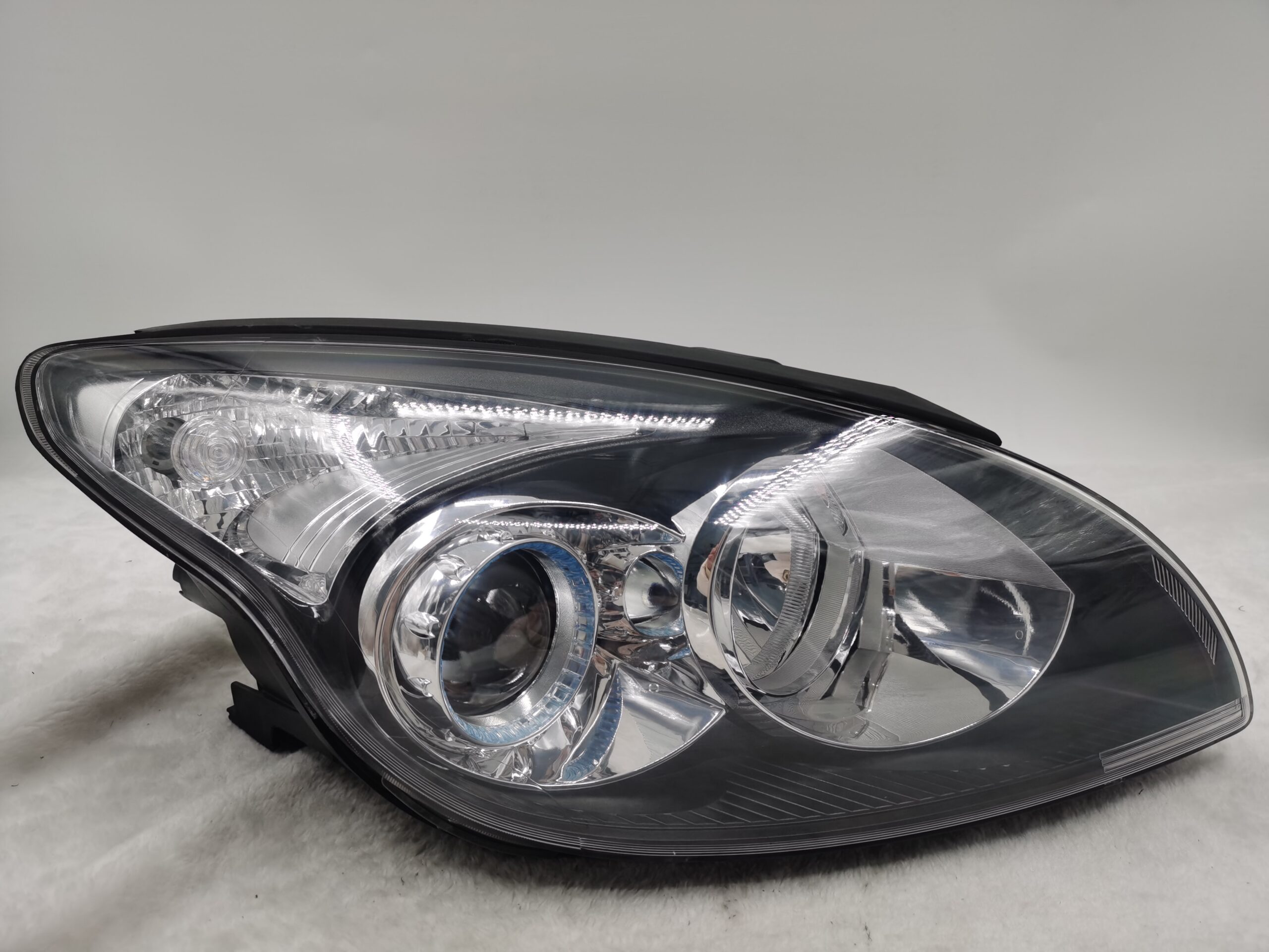 HYUNDAI I30 SX FD 2007-2011 HALOGEN R.H.S HEADLIGHT ASSEMBLY