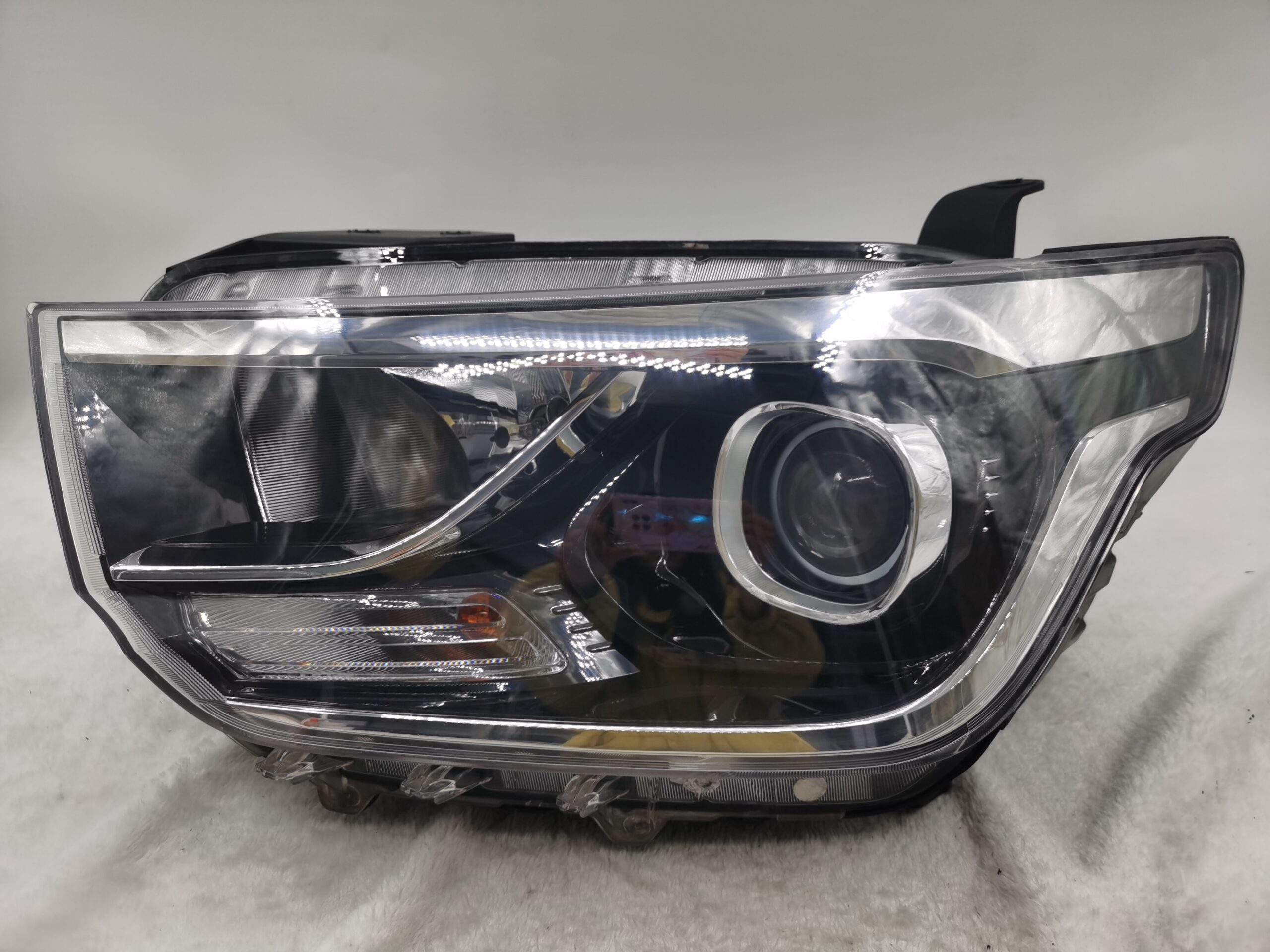 HYUNDAI IMAX ILOAD TQ4 2018-2023 LENS HALOGEN L.H.S HEADLIGHT ASSEMBLY