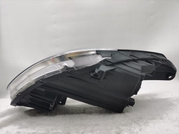 HYUNDAI IX35 SE 2013-2015 HALOGEN L.H.S HEADLIGHT ASSEMBLY