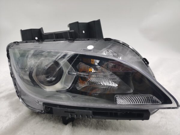 HYUNDAI KONA 2021-2023 LENS HALOGEN R.H.S HEADLIGHT ASSEMBLY