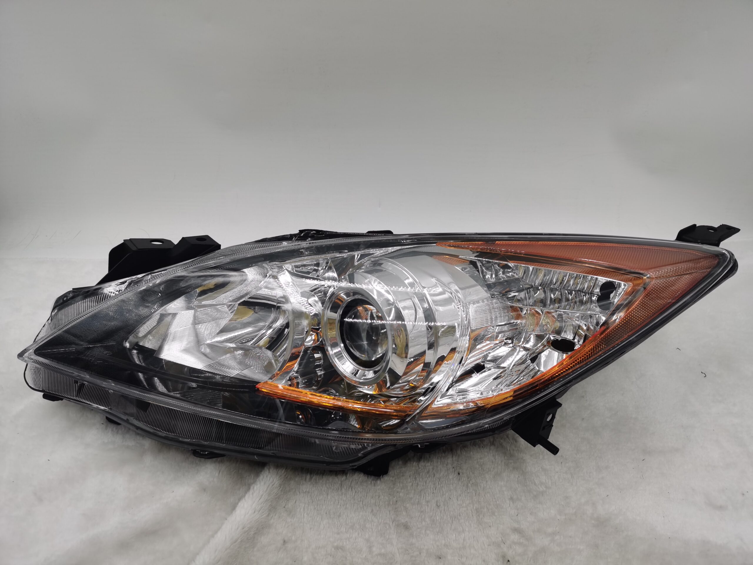 MAZDA 3 2010-2013 HALOGEN L.H.S HEADLIGHT ASSEMBLY