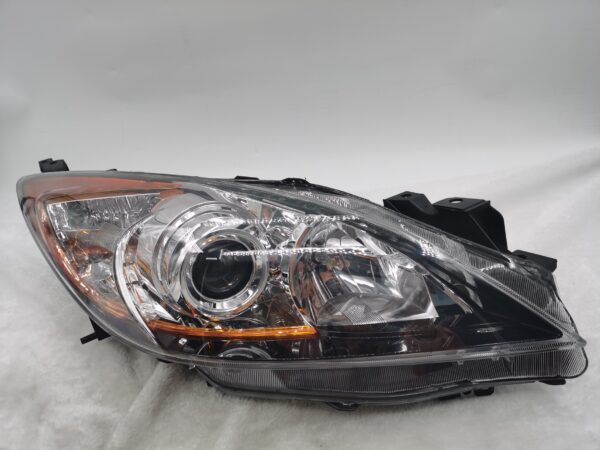 MAZDA 3 2010-2013 HALOGEN R.H.S HEADLIGHT ASSEMBLY