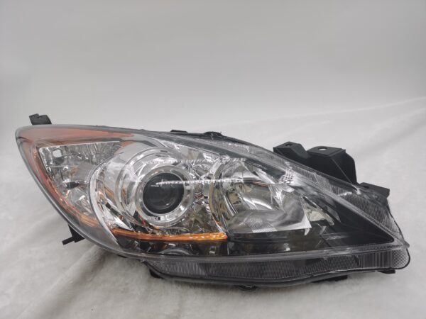 MAZDA 3 2010-2013 HALOGEN R.H.S HEADLIGHT ASSEMBLY