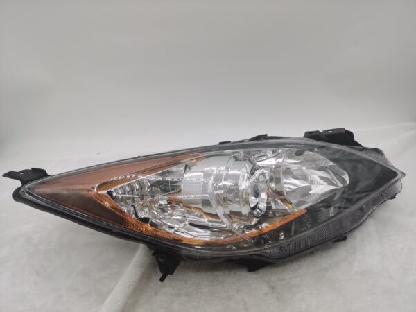 MAZDA 3 2010-2013 HALOGEN R.H.S HEADLIGHT ASSEMBLY