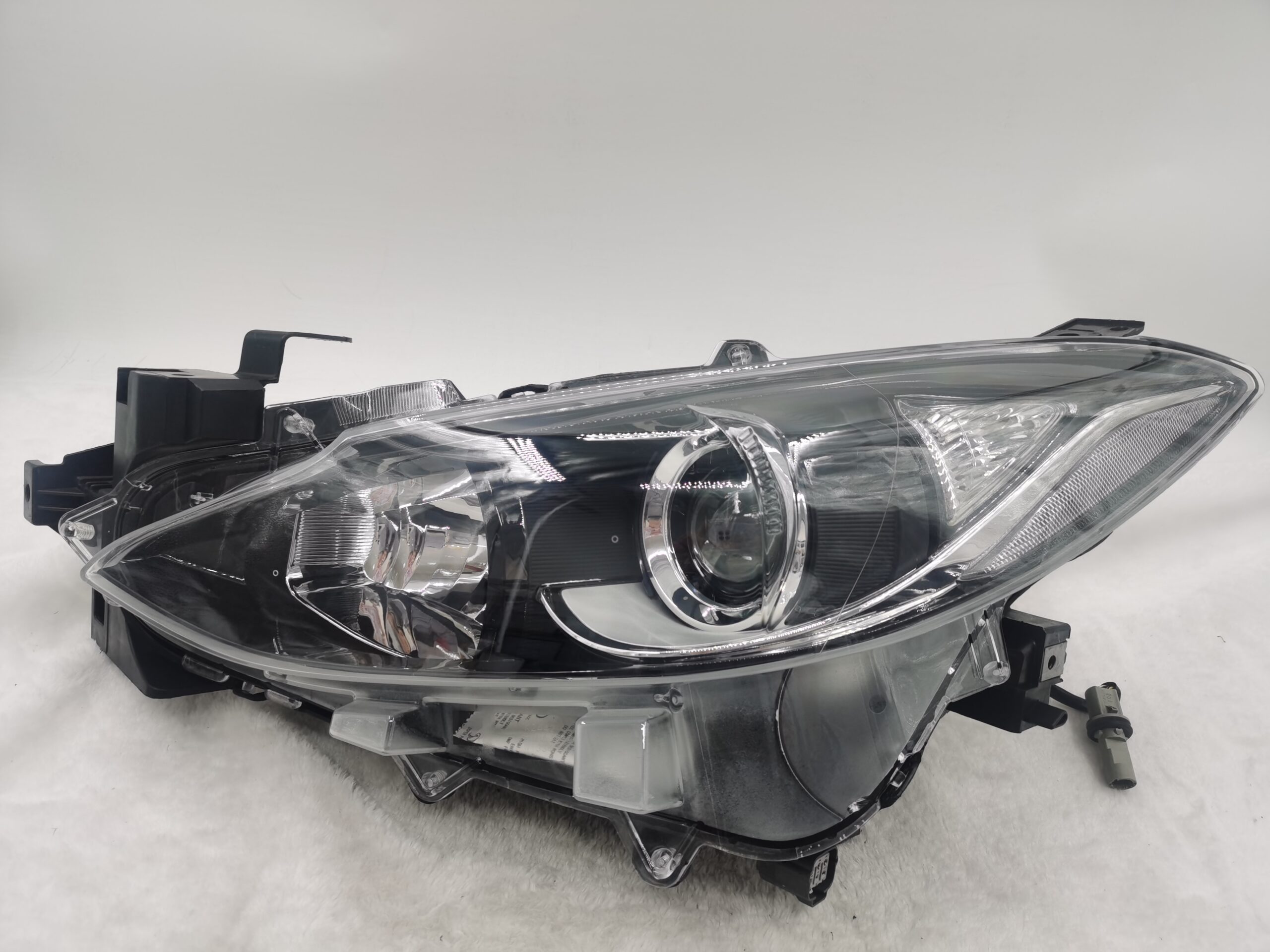 MAZDA 3 2014-2016 HALOGEN L.H.S HEADLIGHT ASSEMBLY