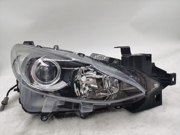 MAZDA 3 2014-2016 HALOGEN R.H.S HEADLIGHT ASSEMBLY