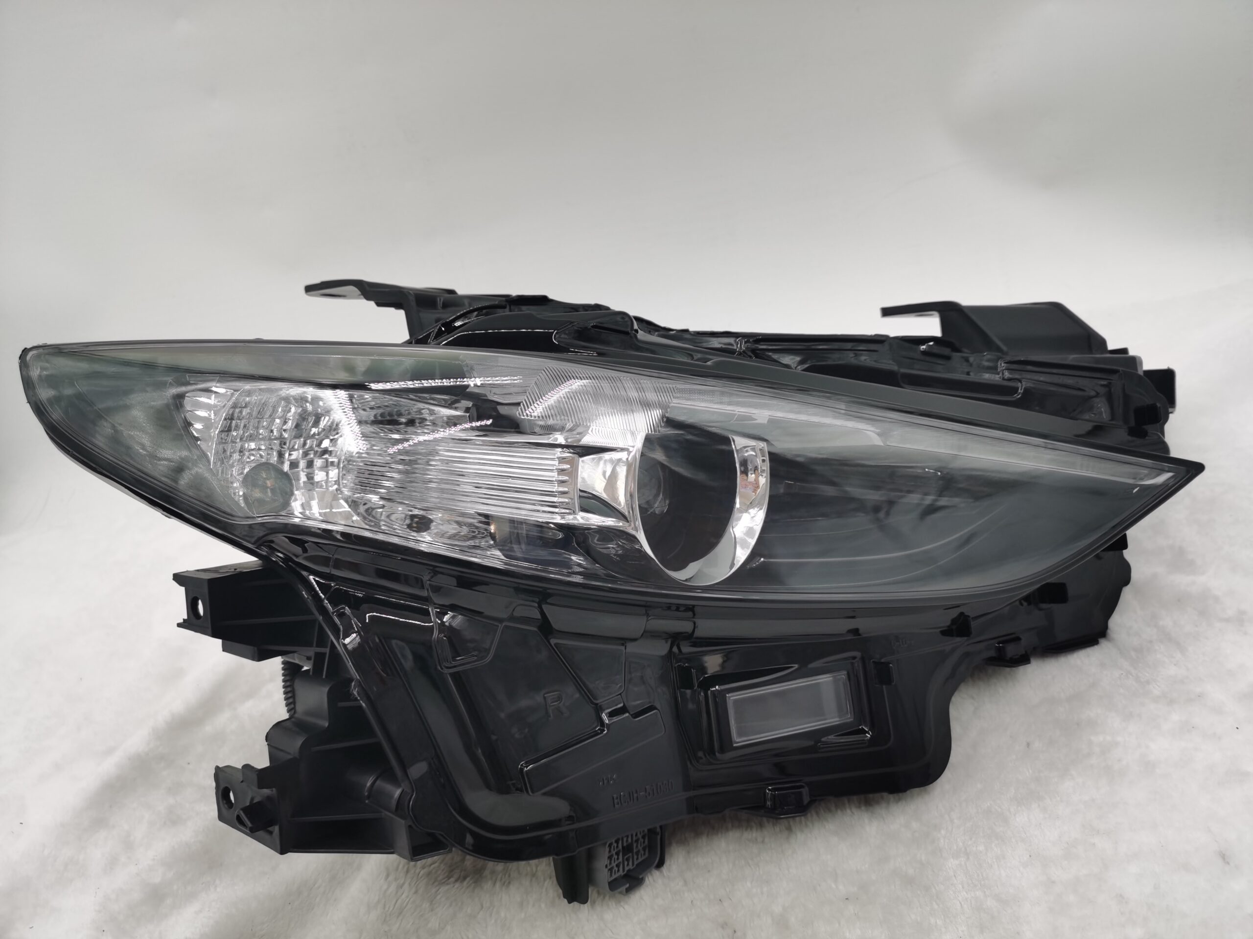 MAZDA 3 2019-2023 LED R.H.S HEADLIGHT ASSEMBLY