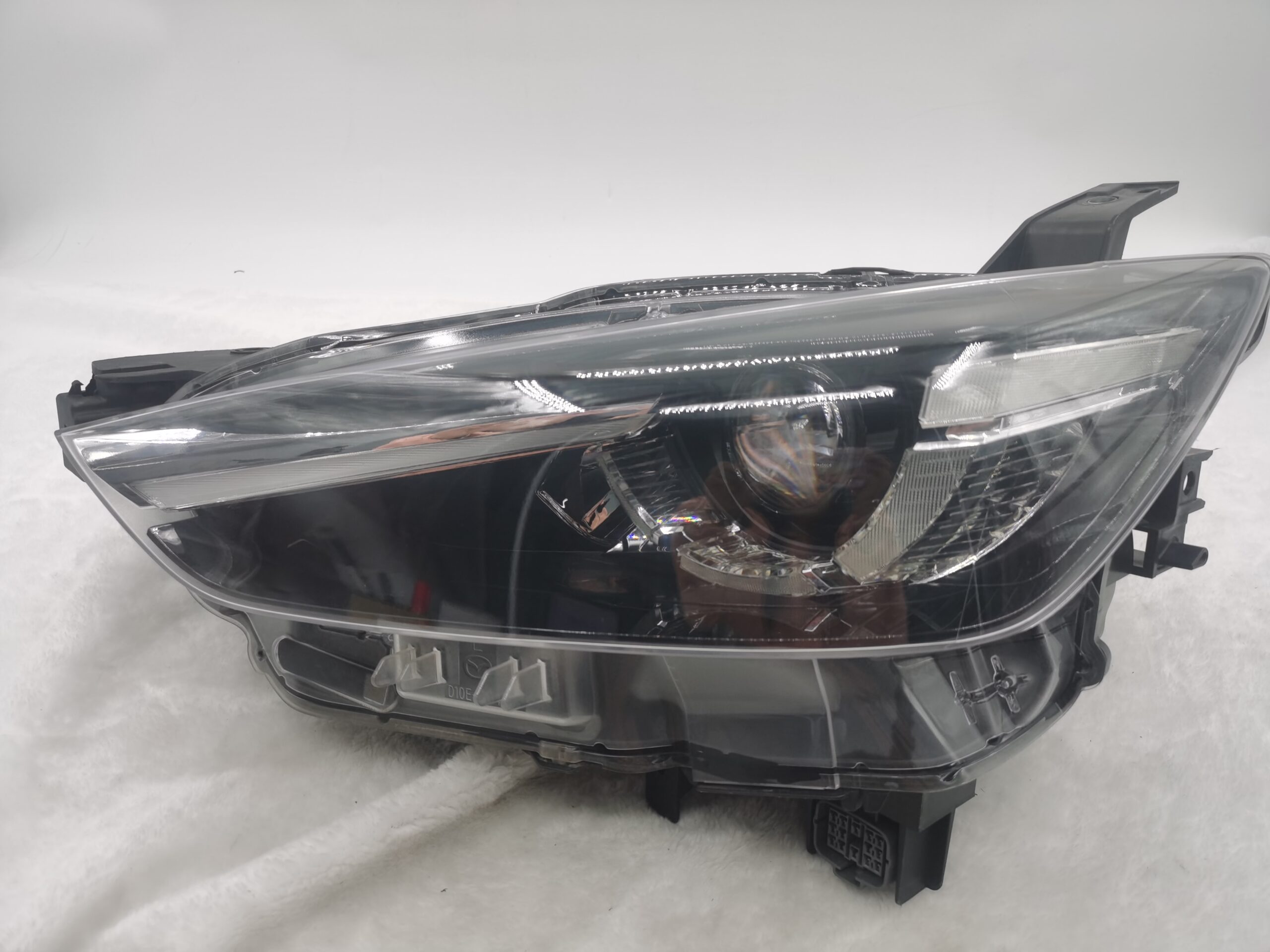 MAZDA CX-3 2016-2018 LED L.H.S HEADLIGHT ASSEMBLY