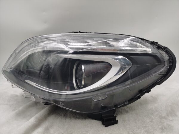 MERCEDES-BENZ B-CLASS W246 B200 2012-2016 XENON L.H.S HEADLIGHT ASSEMBLY