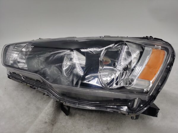 MITSUBISHI LANCER 2008-2018 HALOGEN L.H.S HEADLIGHT ASSEMBLY