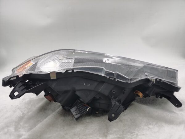 MITSUBISHI LANCER 2008-2018 HALOGEN L.H.S HEADLIGHT ASSEMBLY