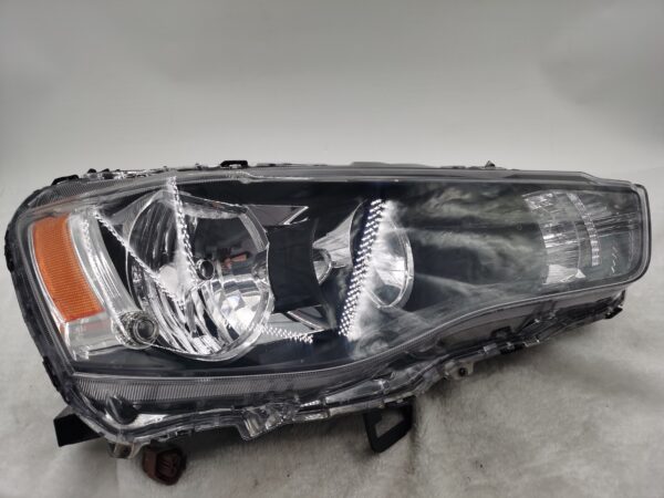 MITSUBISHI LANCER 2008-2018 HALOGEN R.H.S HEADLIGHT ASSEMBLY