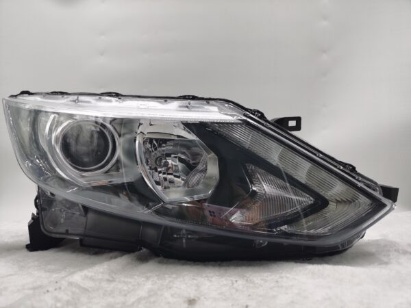 NISSAN QASHQAI J11 2014-2016 HALOGEN R.H.S HEADLIGHT ASSEMBLY