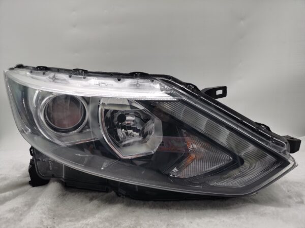 NISSAN QASHQAI J11 2014-2016 HALOGEN R.H.S HEADLIGHT ASSEMBLY