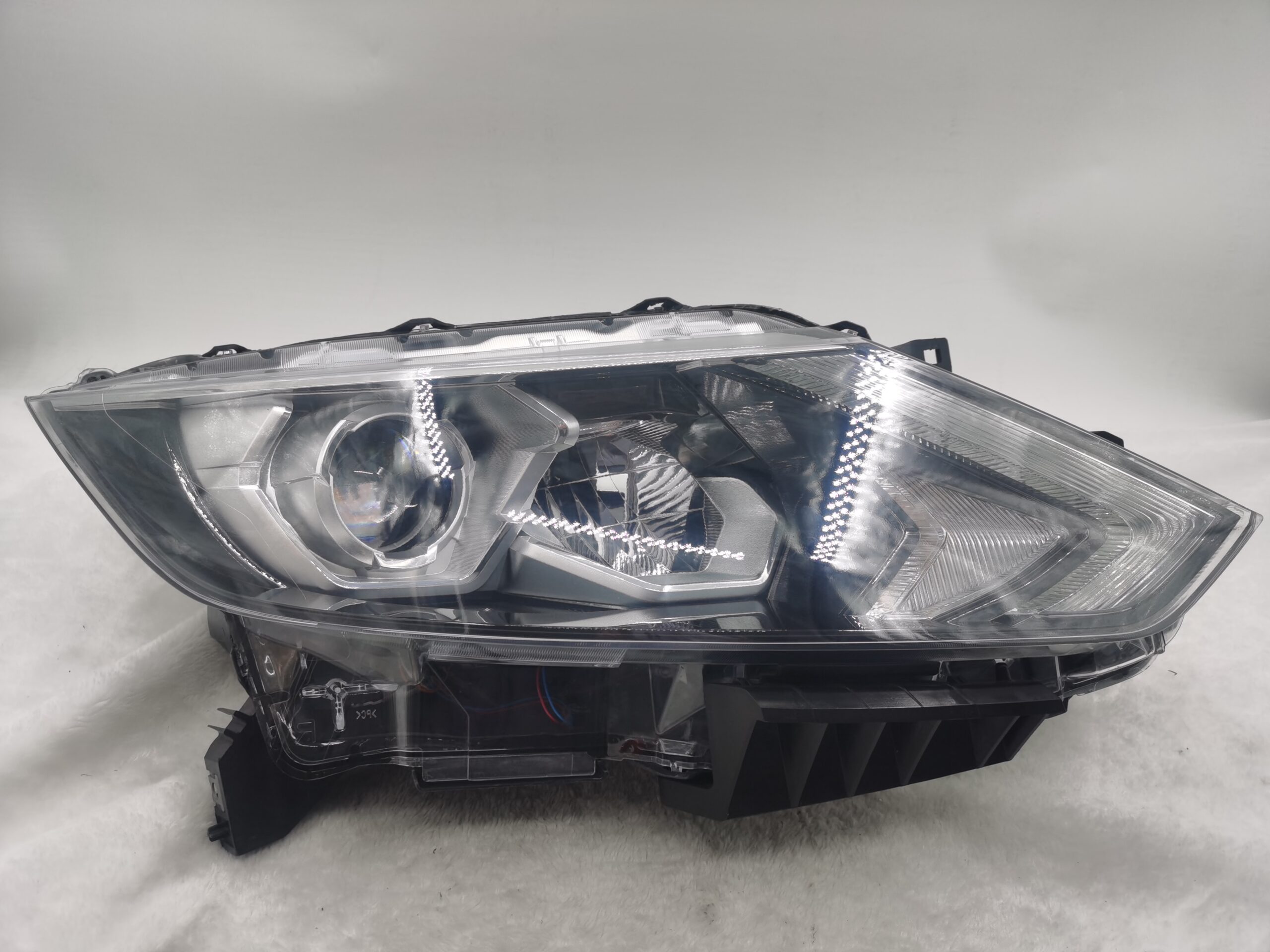 NISSAN QASHQAI J11 2014-2016 LED R.H.S HEADLIGHT ASSEMBLY