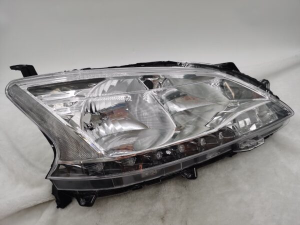 NISSAN SENTRA PULSAR 2013-2015 HALOGEN R.H.S HEADLIGHT ASSEMBLY