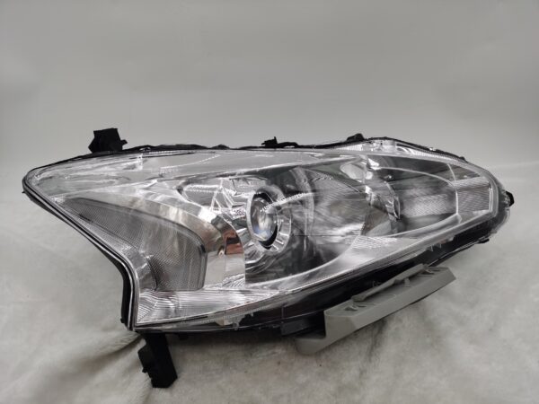 NISSAN TEANA MAXIMA 2014-2017 HALOGEN R.H.S HEADLIGHT ASSEMBLY