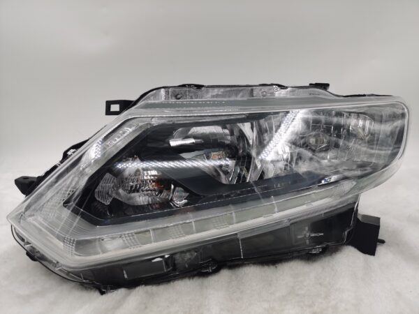 NISSAN X-TRAIL 2014-2016 HALOGEN L.H.S HEADLIGHT ASSEMBLY