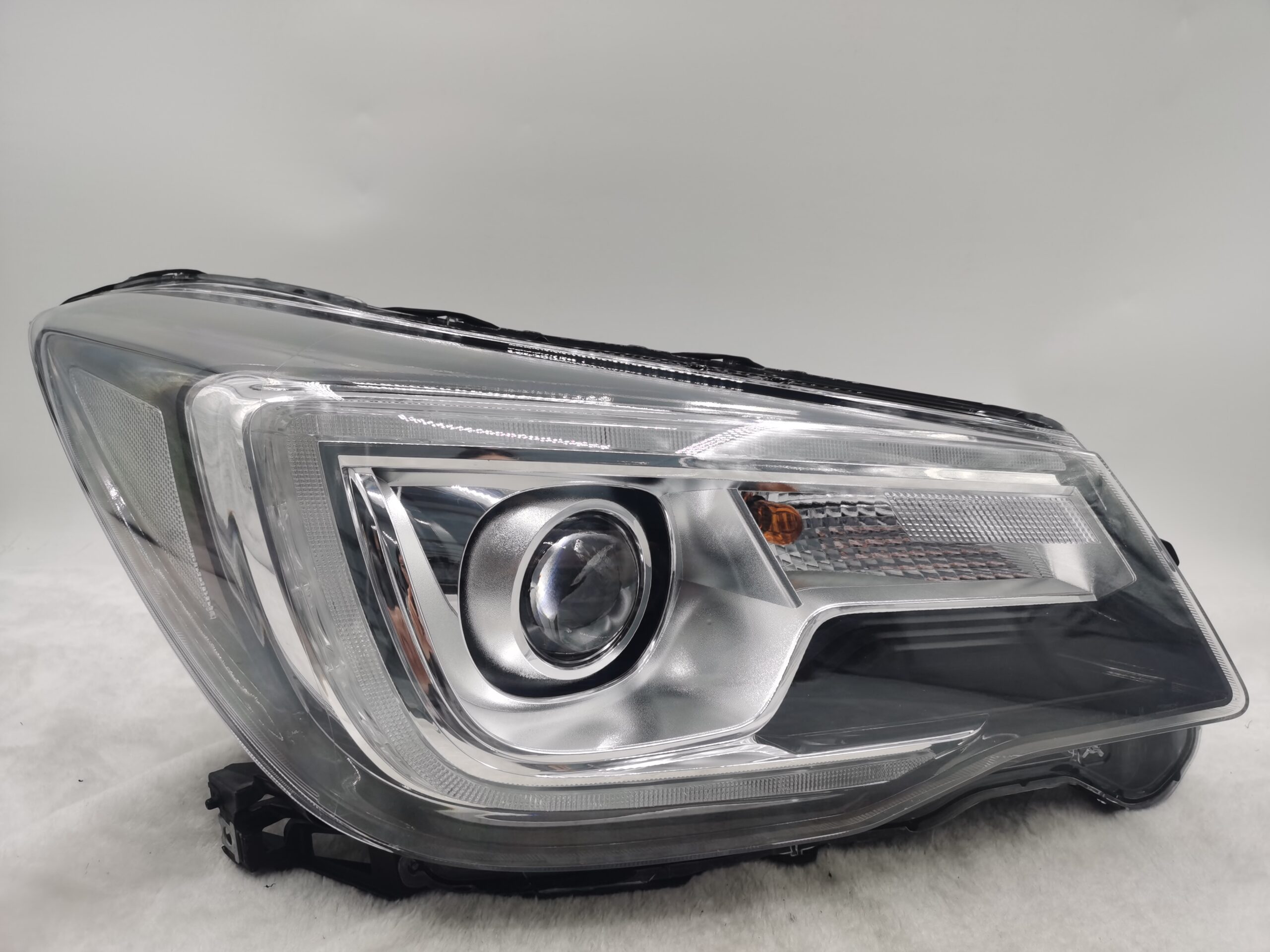 SUBARU FORESTER 2016-2018 LED R.H.S HEADLIGHT ASSEMBLY